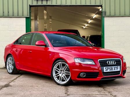 AUDI A4 2.0 TDI S line