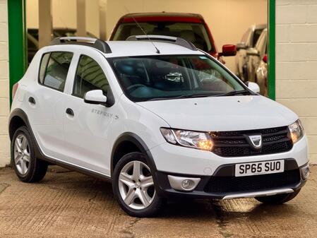 DACIA SANDERO STEPWAY 0.9 Stepway Ambiance TCe 90