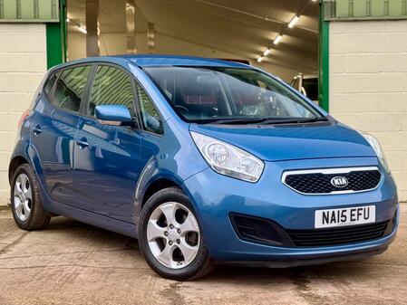 KIA VENGA 1.4 CRDi 2