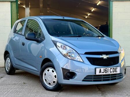 CHEVROLET SPARK 1.0 i +
